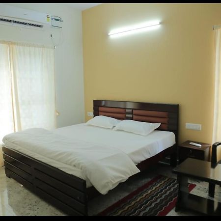 تيروباتي S V Home Stay المظهر الخارجي الصورة
